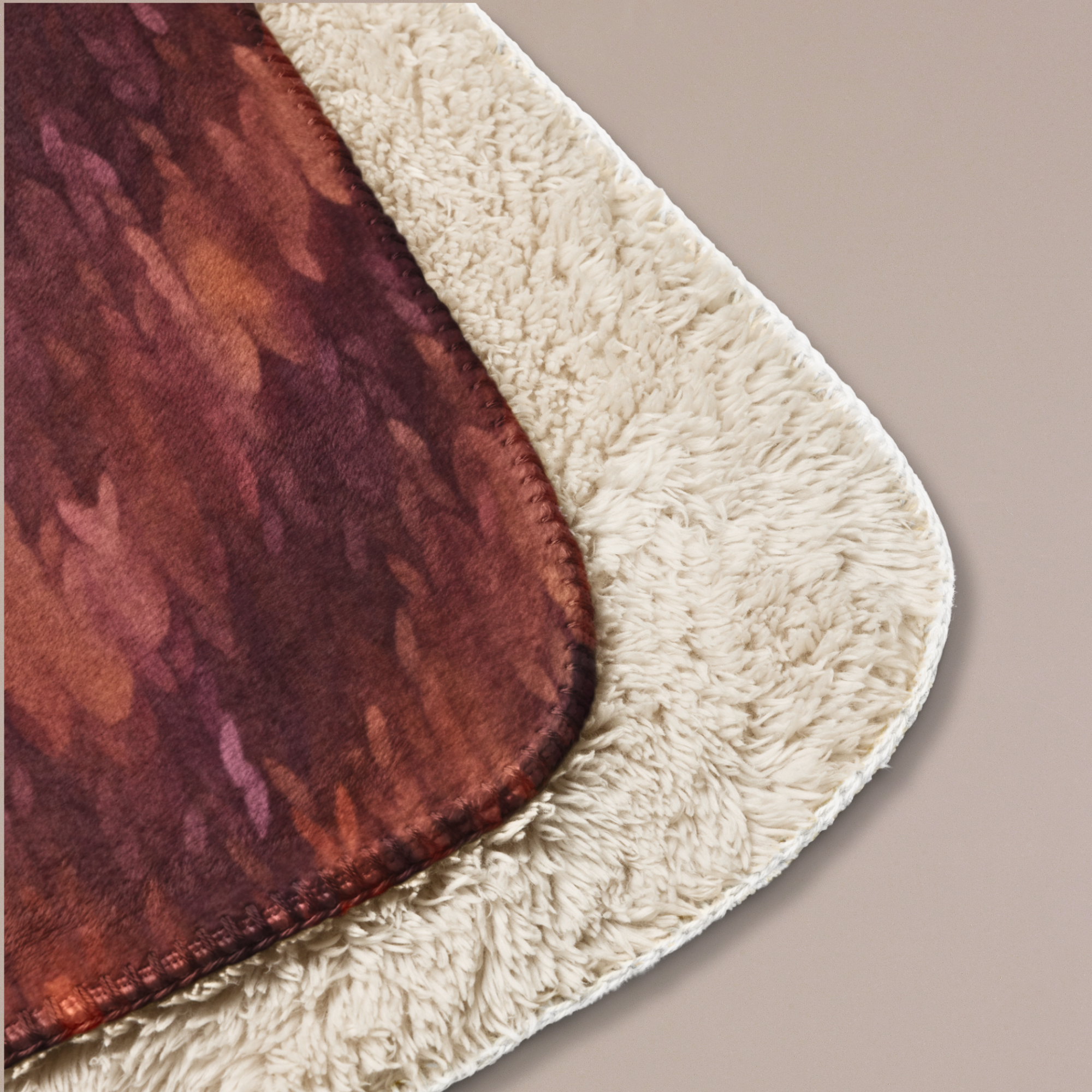 Ruby Sherpa Blanket — Cozy Fleece Throw